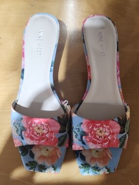 Nine West Blue Floral Open-Toe Slide Mules